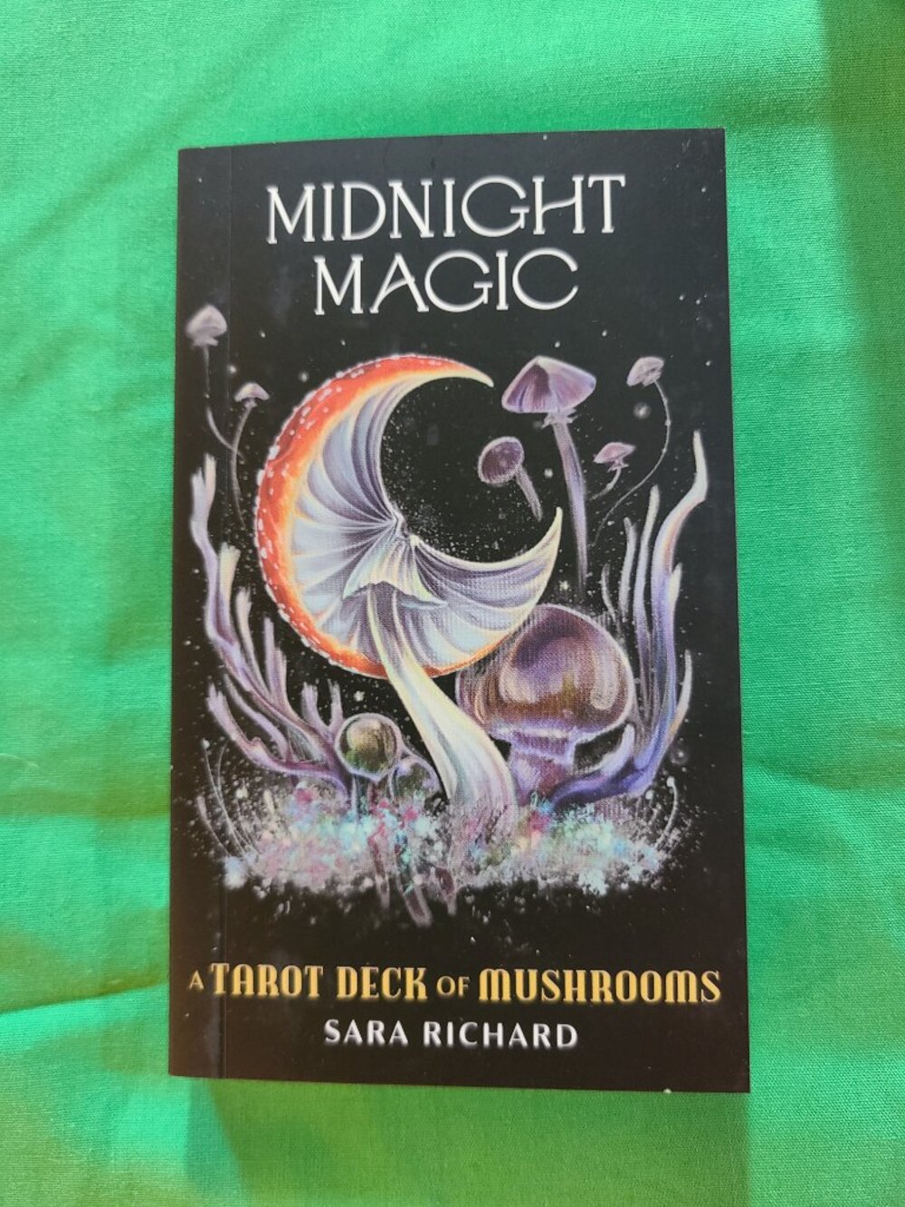 Tarot Cards Midnight Magic A deck of Mushrooms - Picture 5 of 5